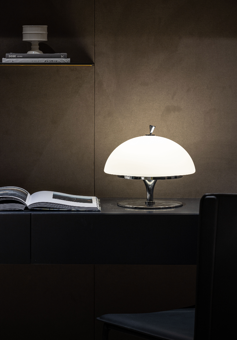 Beret Lamp